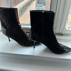 Gucci boots